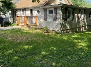 3 Warwick Pl, Florida, NY 10921