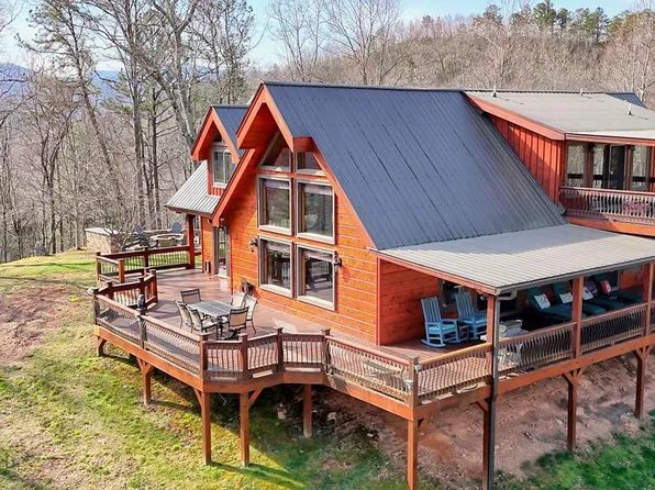 4760 Anderson Rd, Hiawassee, GA 30546