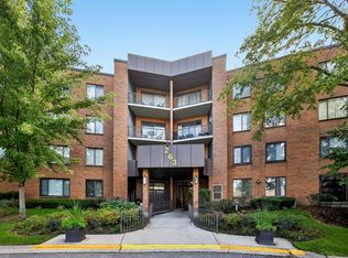 263 S Clubhouse Dr Unit 312, Palatine, IL 60074