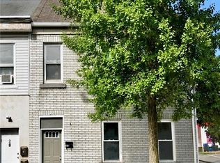 630 N Front St, Allentown, PA 18102
