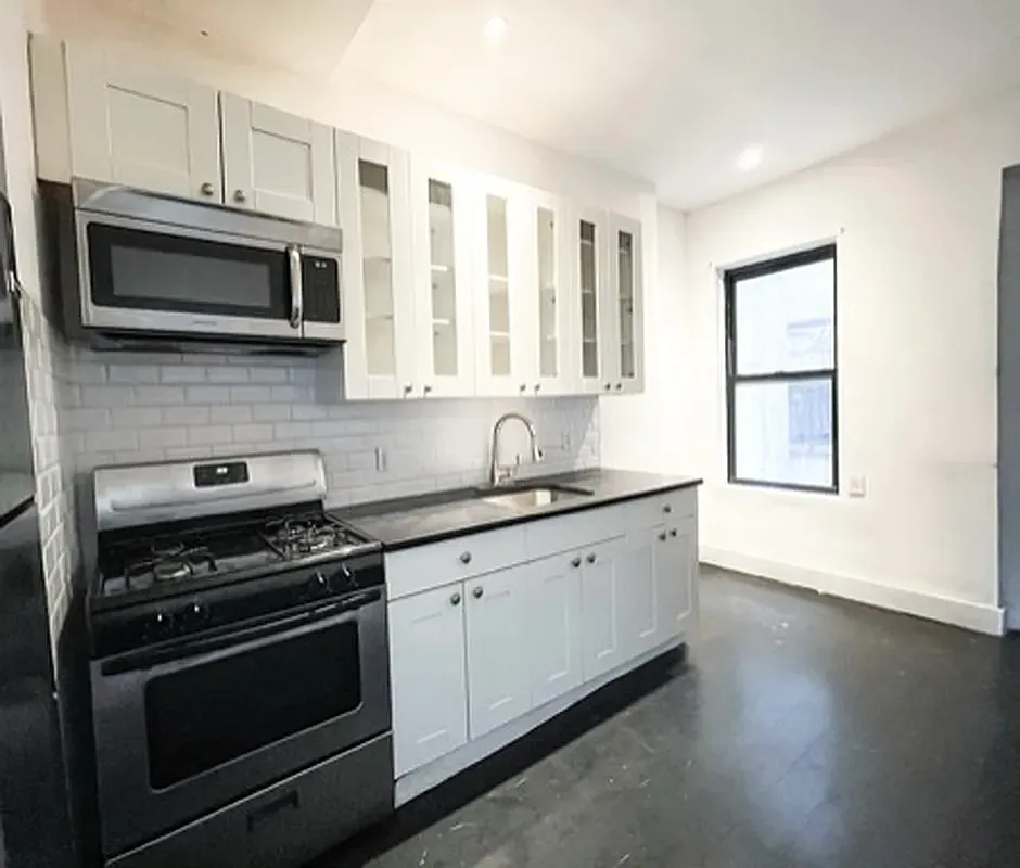 Building Photo - 1338 Sterling Pl #1B