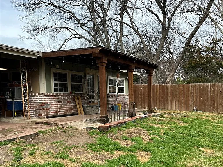 10353 Baronne Cir — Photo 11