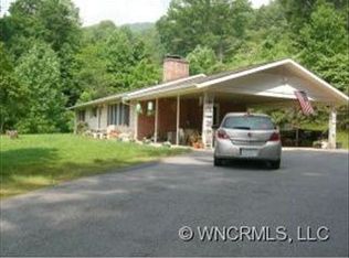 187 Worsham Dr, Waynesville, NC 28786