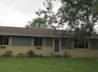 823 16th Ave, Union Grove, WI 53182