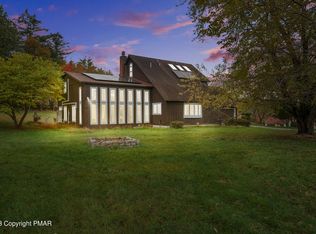143 Erics Rd, Saylorsburg, PA 18353