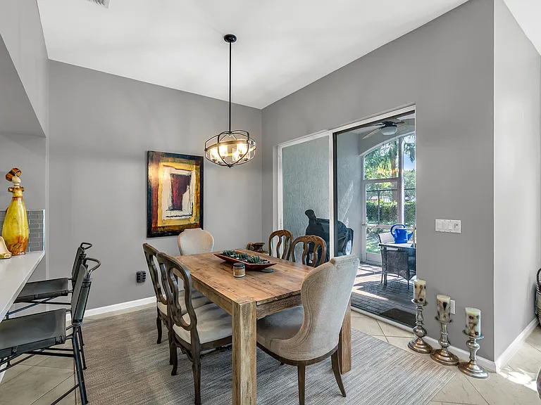 6407 Bella Cir #403 — Photo 12