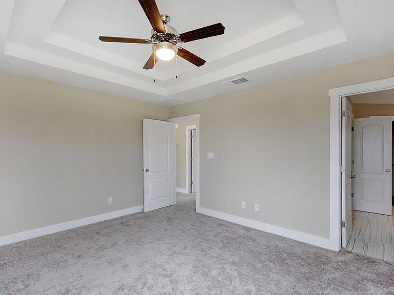 708 Coconut Grv — Photo 12