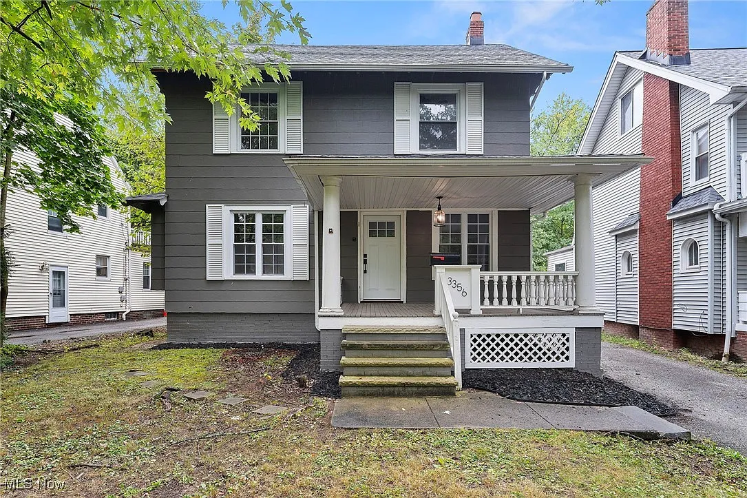 3356 Euclid Heights Blvd photo 1