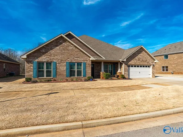 8355 Anslee Way NW, Huntsville, AL 35806