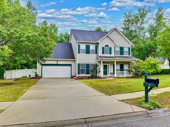 3rd image of 523 Whitewater Dr