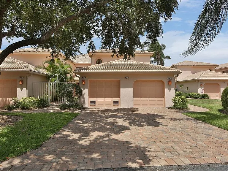 526 Lake Louise Cir #4403 — Photo 1