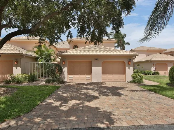526 Lake Louise Cir #4403, Naples, FL 34110