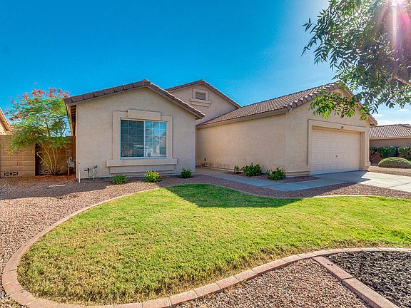 3rd image of 11233 E Dartmouth Cir