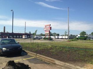 171 28th St SE, Grand Rapids, MI 49548