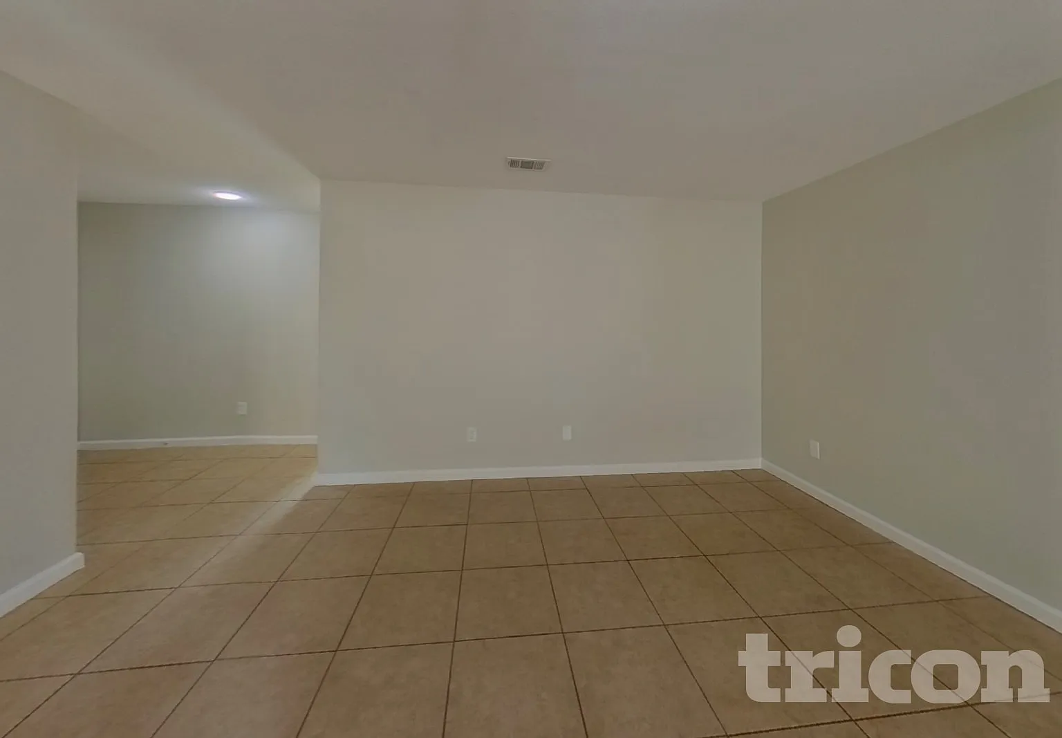 2505 Mill Springs Pass Fort Worth TX — Photo 2