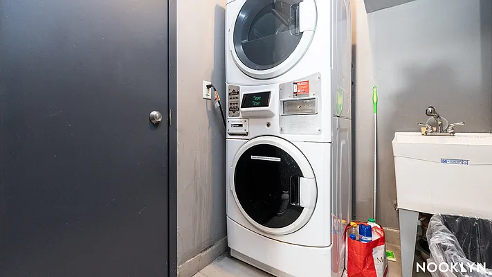 Rented by Nooklyn NYC LLC | media 7