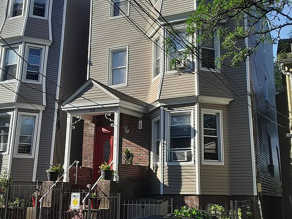 2nd image of 26 Gold St