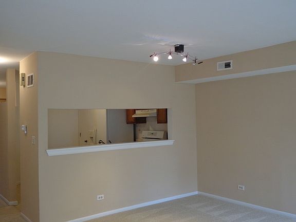 3rd image of 553 E Windgate Ct #10D8