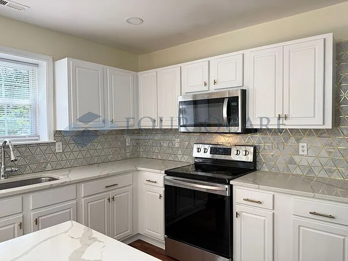 508 Stonecreek Dr — Photo 17