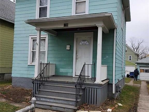 2nd image of 472 26th St