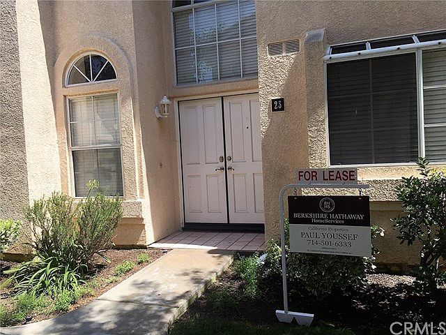 1st image of 23 Nightingale Dr