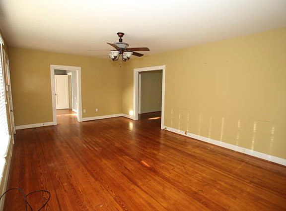 5th image of 1612 E Stayton Ave