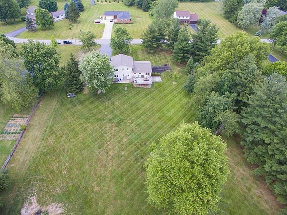 3rd image of 12849 Fox Run Ct NW