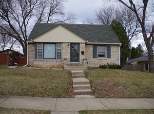 7924 W Keefe Ave, Milwaukee, WI 53222