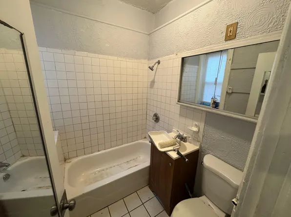 111 Baldwin Avenue image 7 of 7