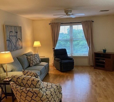 5th image of 7 Crescent Way Unit 307