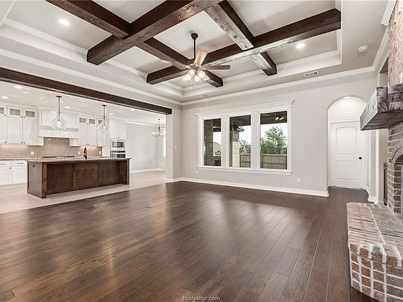 5th image of 2705 Scatterby Cv
