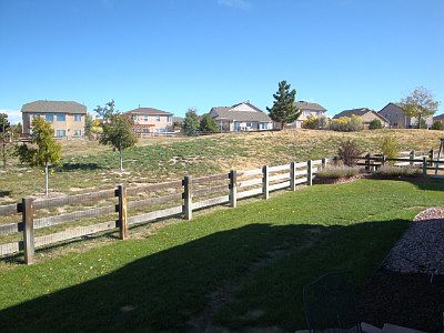 Dbl Fenced Yard, berm back yar