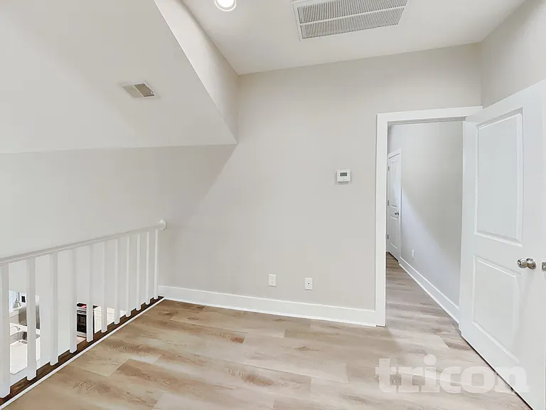 1765 Bridgecrest Dr — Photo 21