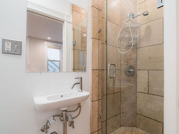 5th image of 2454 Geary Blvd APT 1