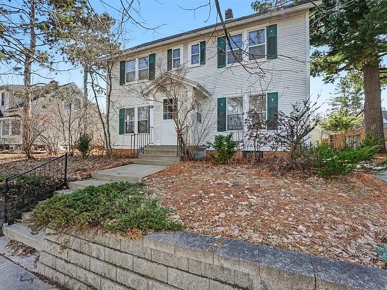 321 Roosevelt Ave — Photo 27