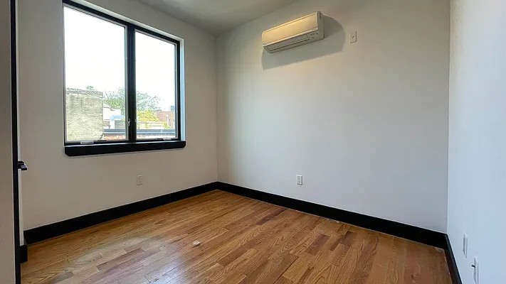 Rented by Strivers Management Group Corp (Brokerage) | media 9