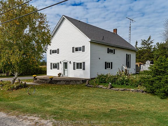 2nd image of 1868 County Road 14 Rd