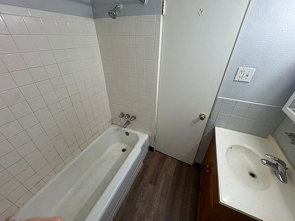 4th image of 1-19 Pennridge Ct #14
