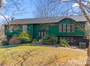 33 Fairfield Dr, Candler, NC 28715