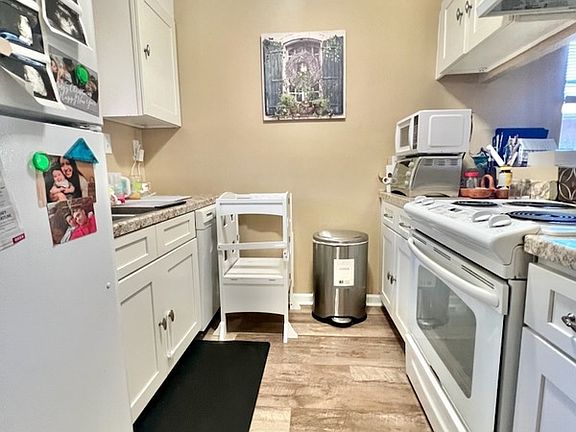 5th image of 607 Sunset Blvd W Unit B-a