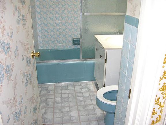 4th image of 4221 Oakmont St