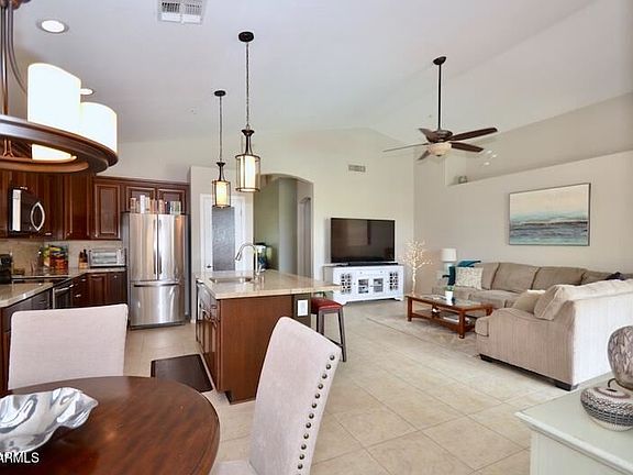 3rd image of 17133 E Rockwood Dr