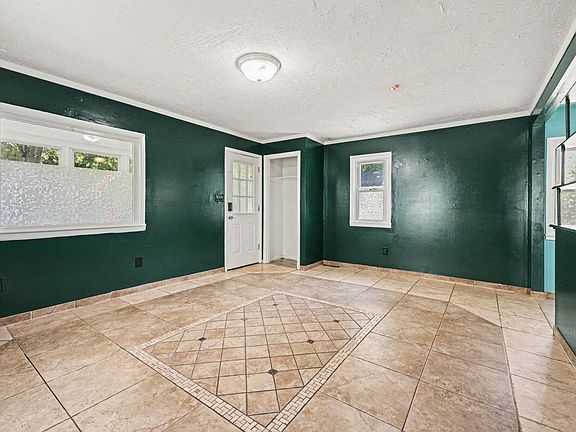 5th image of 2841 Longstreet Ave SW