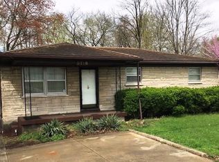 9716 Blue Lick Rd, Louisville, KY 40229