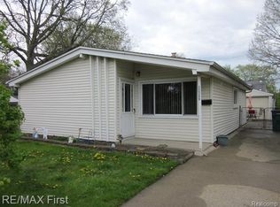 23368 Vassar Ave, Hazel Park, MI
