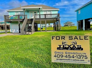 2201 Oyster St, Crystal Beach, TX 77650