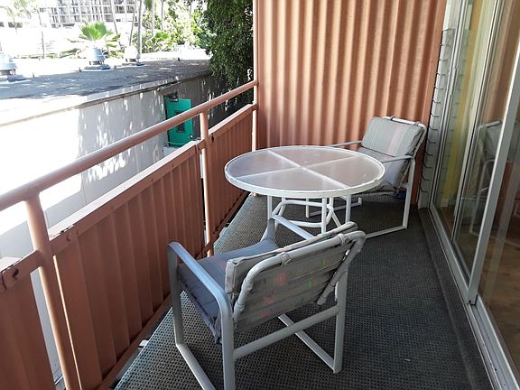 4th image of 417 Nohonani St APT 405
