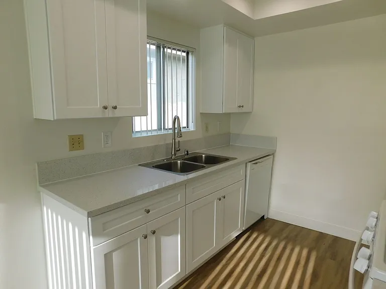 ALG16712 — Photo 11