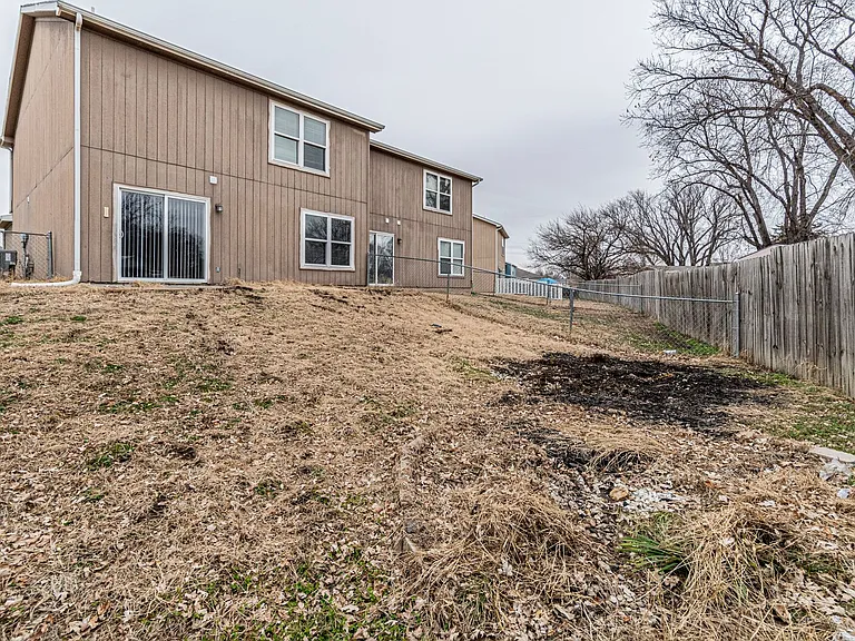 823 Whitetail Ct — Photo 25