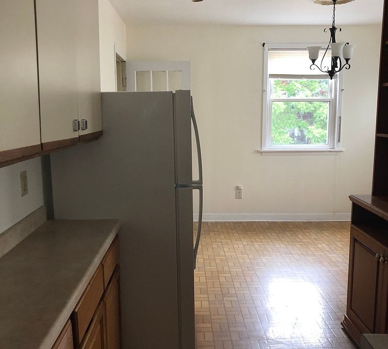 1st image of 7429 43rd Ave Floor 2